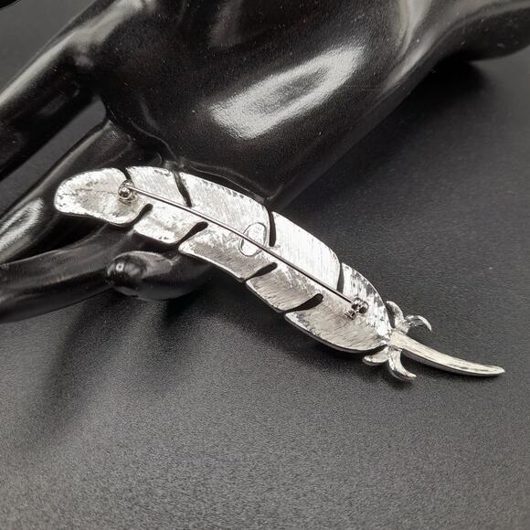 Vintage Carolee Feather Brooch, Pave' Rhinestones, Silver Tone, 4 1/4" - Picture 8 of 12
